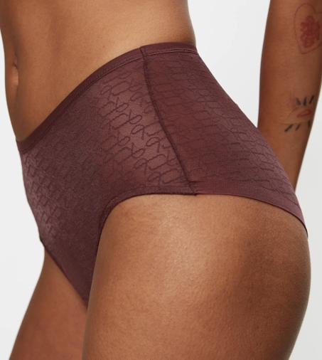 TRIUMPH SIGNATURE SHEER in VIOLETT