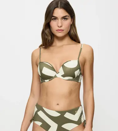 SUMMER ALLURE