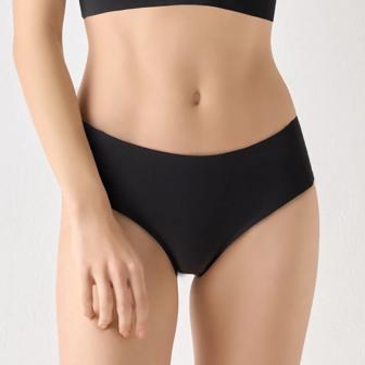 スロギー ゼロフィール ヒップスター【一部カラーSALE】, ブラック, model