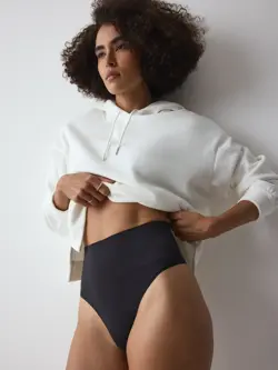 TRIUMPH SOFT SCULPT