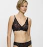 Triumph AMOURETTE CHARM LACE WIREFREE BRA - Black - Wirefree