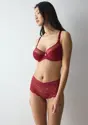 LOVE IN LACE