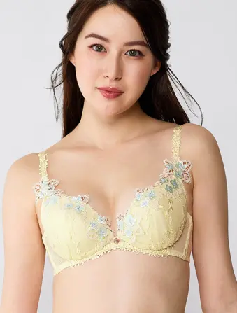 フロラーレ バイ トリンプ