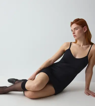 BODY MAKE-UP