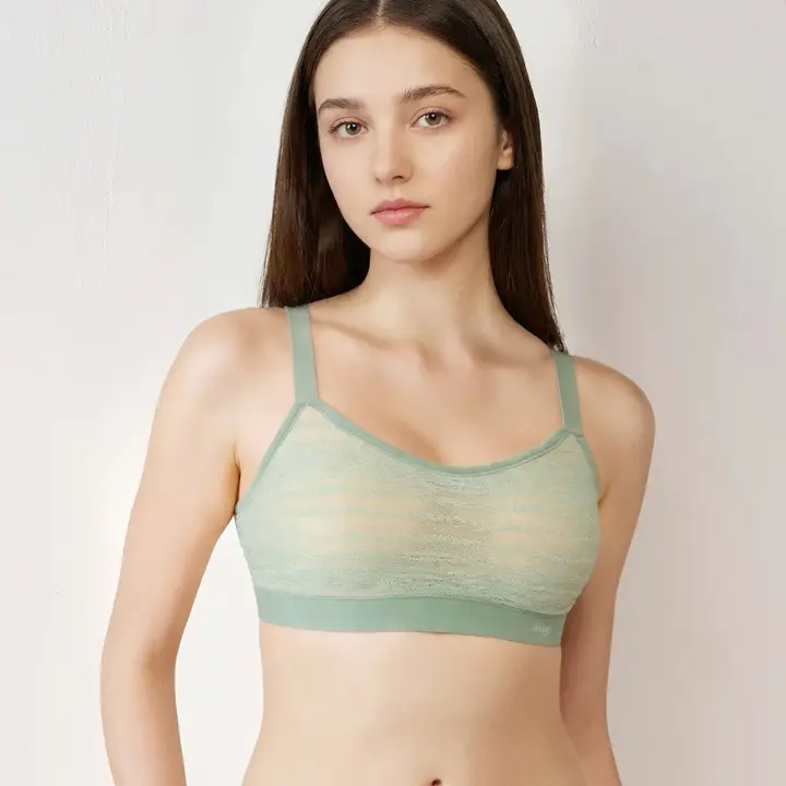 スロギー フリー オールラウンド レース カップ付きハーフトップ ラージ【一部カラーSALE】, , model image number 0
