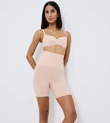 TRIUMPH SOFT SCULPT