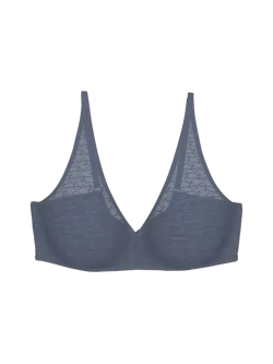 TRIUMPH SIGNATURE SHEER