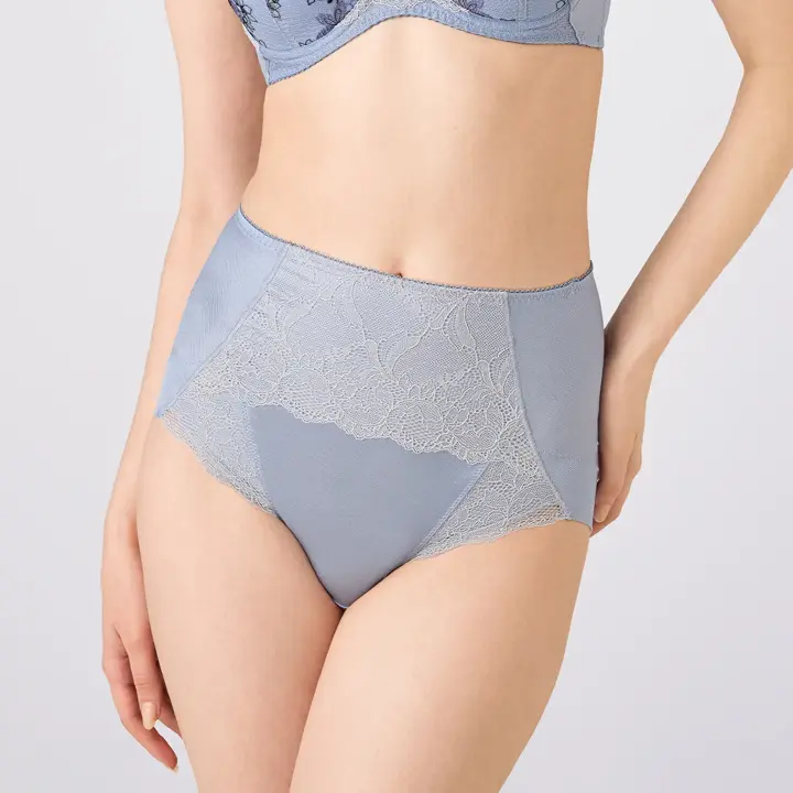 ゴールドレーベル バイ トリンプ4008 はきこみ深めショーツ, ブルー, model image number 0