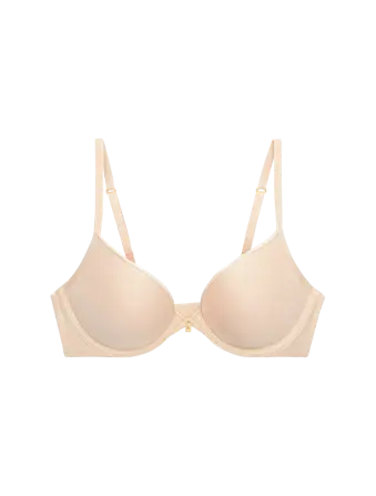 BODY MAKE-UP ESSENTIALS