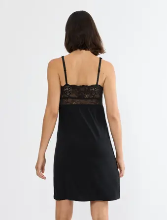 TIMELESS SENSUALITY