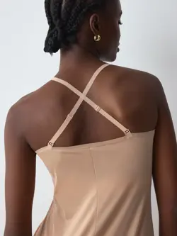 BODY MAKE-UP