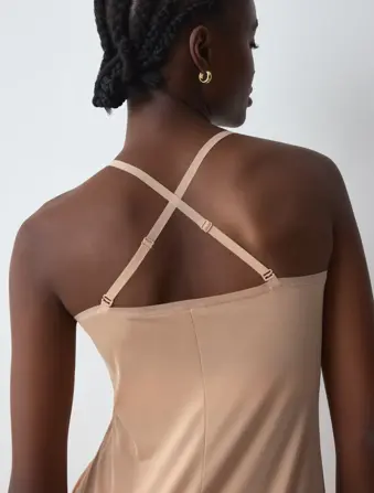 BODY MAKE-UP
