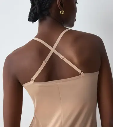 BODY MAKE-UP