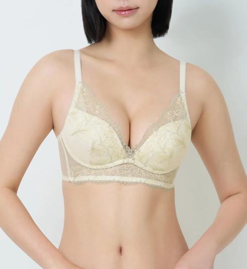 Triumph Áo Lót Aqua Lush Không Gọng Mút Nâng Cổ Chữ V - Vanille - Không gọng