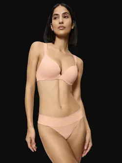 BODY MAKE-UP ILLUSION