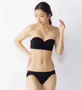 【SALE】ストラップレスハーフカップブラ(ストラップ取り外し可) シグネチャースムース, ブラック, model image number 2