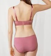 【SALE】すっきり包み込むブラ585ブラジャー(パッドなし), ピンク, model image number 3