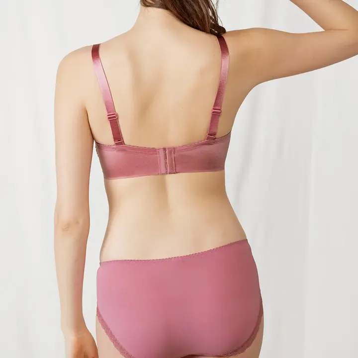 【SALE】すっきり包み込むブラ585ブラジャー(パッドなし), ピンク, model image number 3