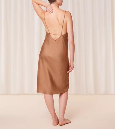 SILKY SENSUALITY J in BROWN