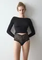 PRETTY MODAL