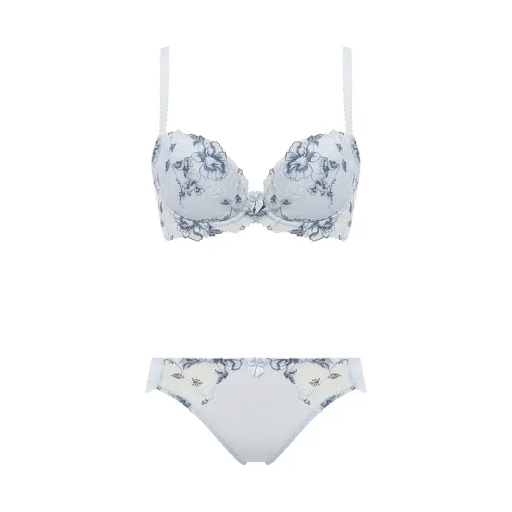 【WEB限定】美胸ソフトブラ クラッシーペタルズ ブラ＆ショーツセット, ブルー, product image number 1