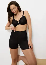 TRIUMPH SIGNATURE SHEER