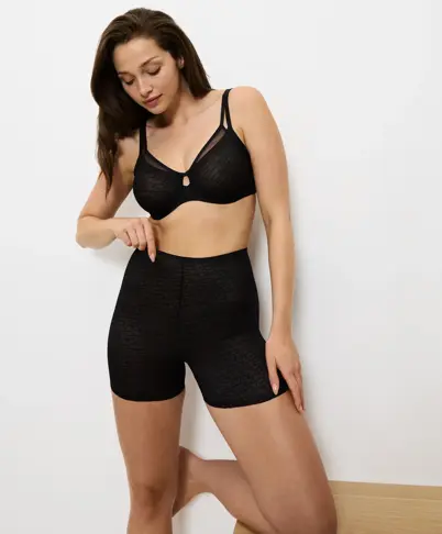 TRIUMPH SIGNATURE SHEER