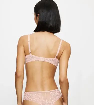 SENSUAL SPOTLIGHT