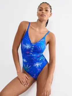 SUMMER TROPICS