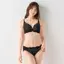 【SALE】チャーミングラマー スリムライン DeepV ブラジャー ハーバルガーデン, ブラック, model image number 1