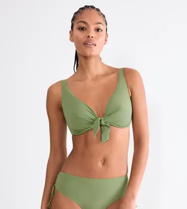 SUMMER ALLURE