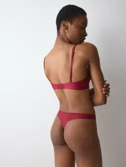 LOVE IN LACE