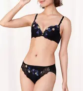 【SALE】フロラーレ バイ トリンプ515 ブラジャー, ブラック, model image number 0