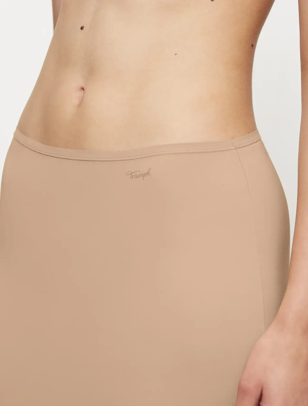 BODY MAKE-UP T