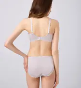 天使のブラ 魔法のハリ感636 レギュラーショーツ, グレー, model image number 2