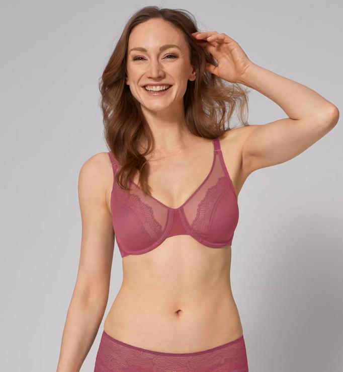 Triumph - Our Lace Spotlight bra is always a treat! With its ultra-soft,  decorative lace and lightly padded cups, making it the perfect pick for the  weekend.