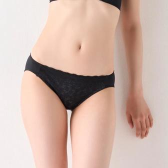 夢みるブラ(R)DeepV ブラ＆ショーツセット デイジーレース【一部カラーSALE】, ブラック, model image number 1