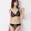 【SALE】チャーミングラマー(R) スリムライン DeepV ブラジャー ハンサムローズ, ブラック, model image number 1
