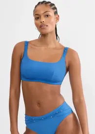 PALINA LOVE BY THE SEA