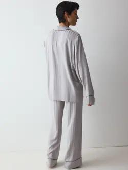 O - LIGHT PAONETTE HW