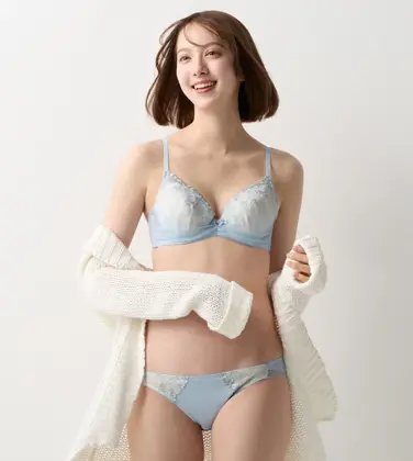 Daily Plus やわぴたワイヤーブラ ブラ＆ショーツセット　マイリトルガーデン
