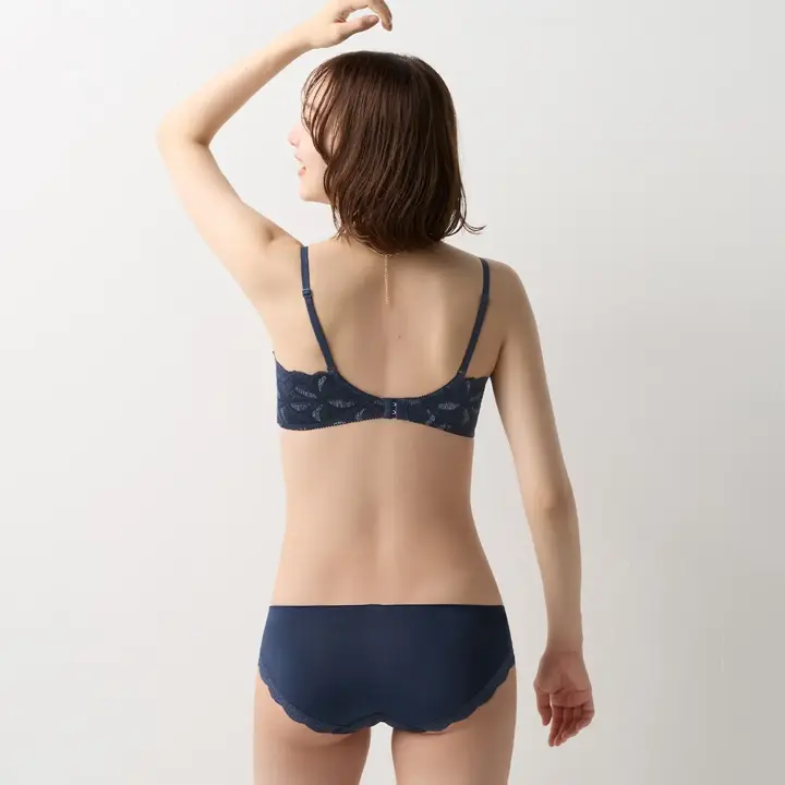 チャーミングラマー スリムライン ブラジャー トゥインクル アワーズ, ブルー, model image number 2