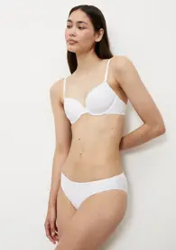 BODY MAKE-UP