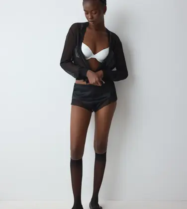 BODY MAKE-UP