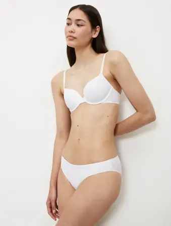 BODY MAKE-UP