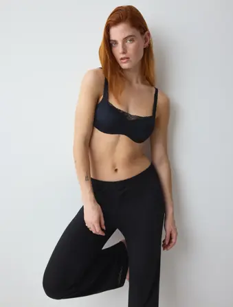 BODY MAKE-UP ILLUSION LACE