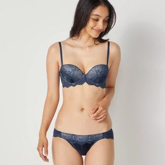 Daily AMOSTYLE ふわ盛り ノンワイヤー ブラジャー (クラシカルプリーツ), ブルー, model image number 1