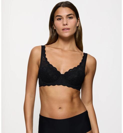 Triumph Amourette Floral Lace Wired Padded Bra - Black - Triumph - Category Bras: Padded bras
