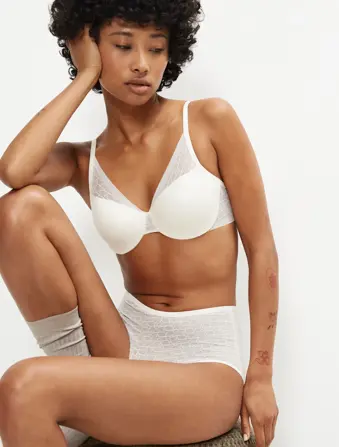 TRIUMPH SIGNATURE SHEER