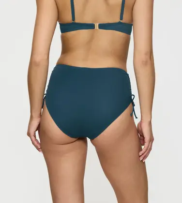 SUMMER TWIST